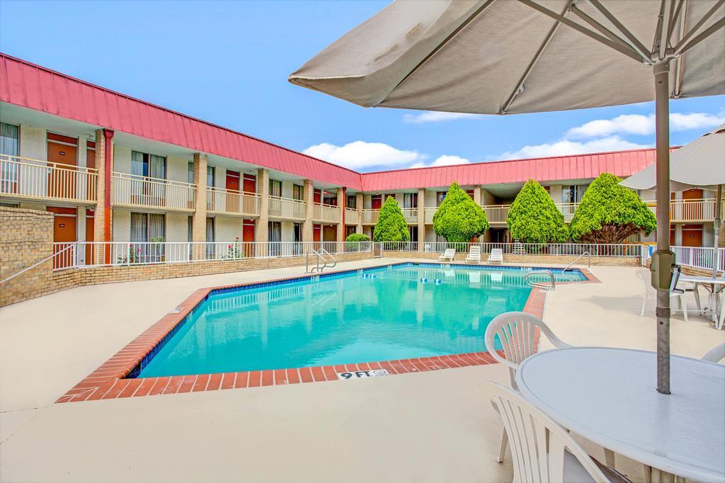 Knights Inn Memphis Airport Kültér fotó
