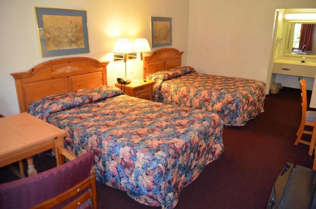 Knights Inn Memphis Airport Szoba fotó
